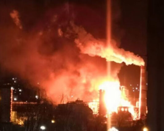 Атака на Туапсе: морские дроны нанесли удар по черноморскому порту России