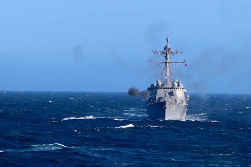 Военные корабли США начали морскую блокаду Венесуэлы