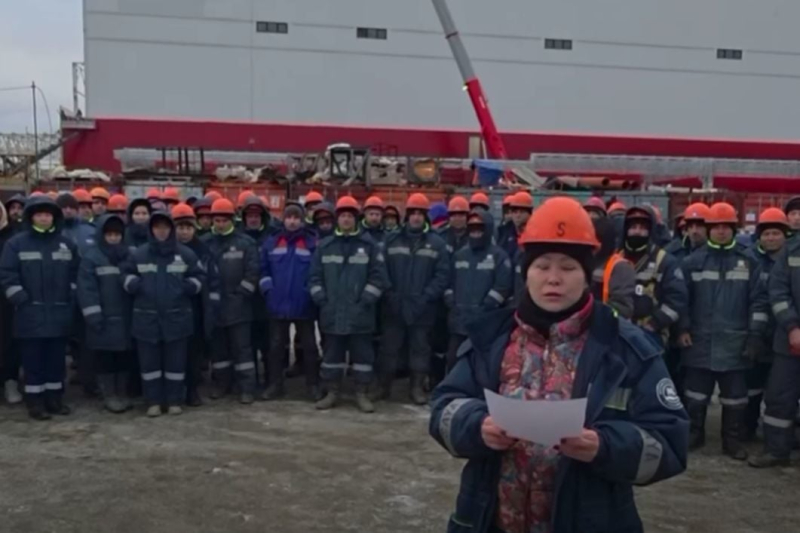 Кризис на Урале: Вахтовики Волковского месторождения остались без зарплаты