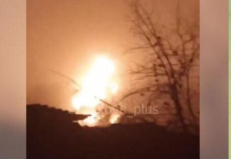 Дроны атаковали нефтебазу в Тамбовской области РФ – в Сети показали сильный пожар