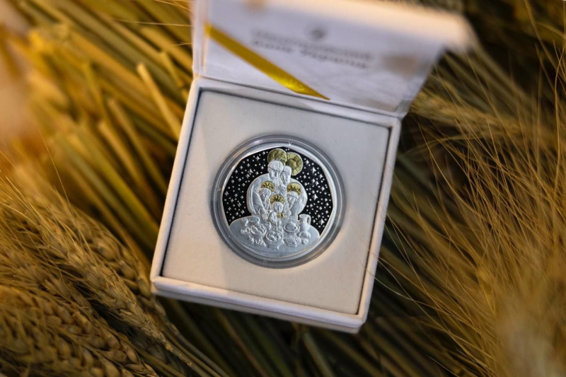 Рождественская монета НБУ