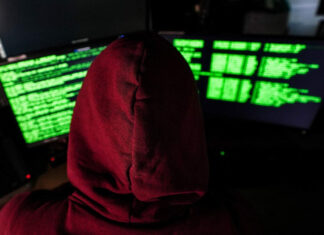 Украинские хакеры с ИИ атаковали российский ВПК: новые методы кибершпионажа