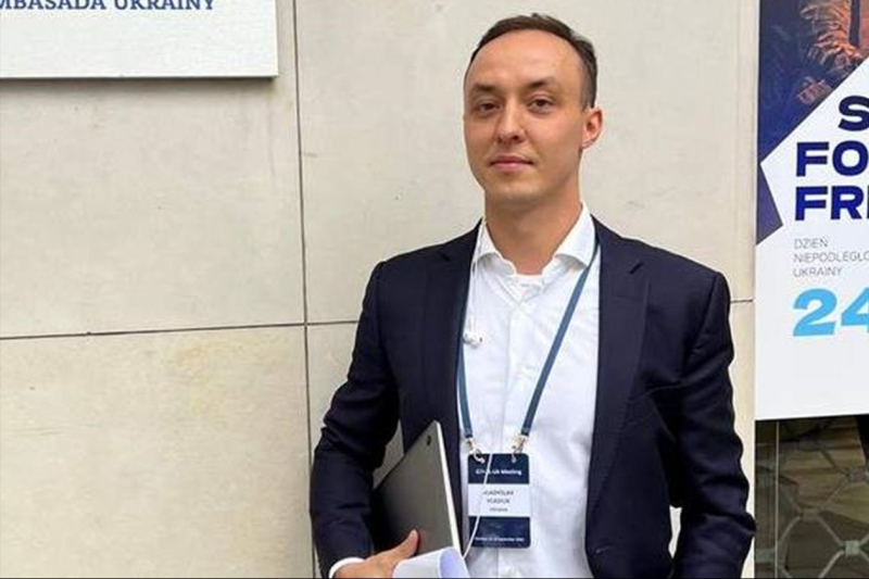 Интрига в Офисе президента: Зеленский готовит неожиданную кадровую рокировку