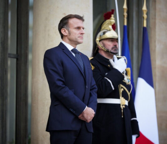 Макрон опроверг слухи о ‘предательстве’ Украины и подтвердил незыблемость трансатлантического единства