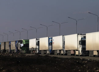 Грузоперевозки в России на грани коллапса: бизнес задыхается от кризиса