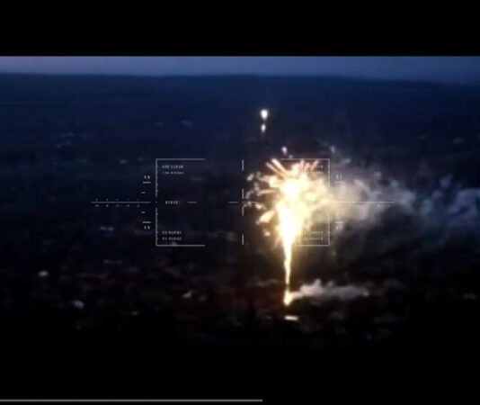 Варварство на пепелище: Оккупанты устроили салют среди руин Северска