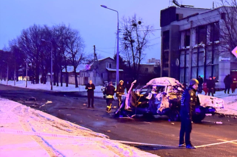 Российский авиаудар по трассе Харькова