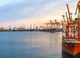 Россия нанесла двойной удар по Черноморску: пожар в порту и угроза экспортной логистике