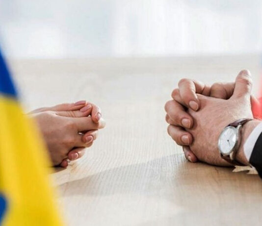 Кремль смягчает позицию: Россия готова на временное прекращение огня с условием референдума