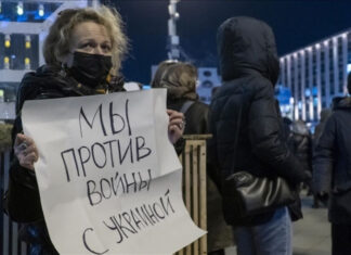 Россияне требуют мира: две трети населения выступили за переговоры с Украиной