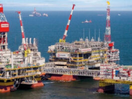 СБУ разгромила ключевую нефтяную платформу России в Каспийском море: добыча полностью парализована