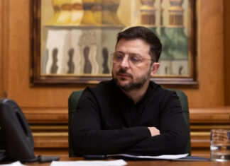 Зеленский обсудил с американскими посланниками стратегию противодействия российской агрессии