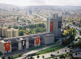 Турция потребовала прекращения войны после ракетного удара по судну в Черноморске