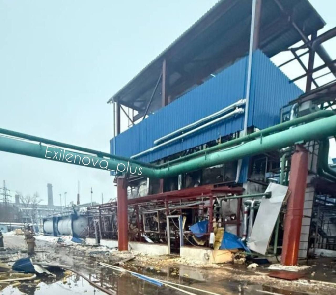 Последствия взрыва на заводе "Синтез Ока"