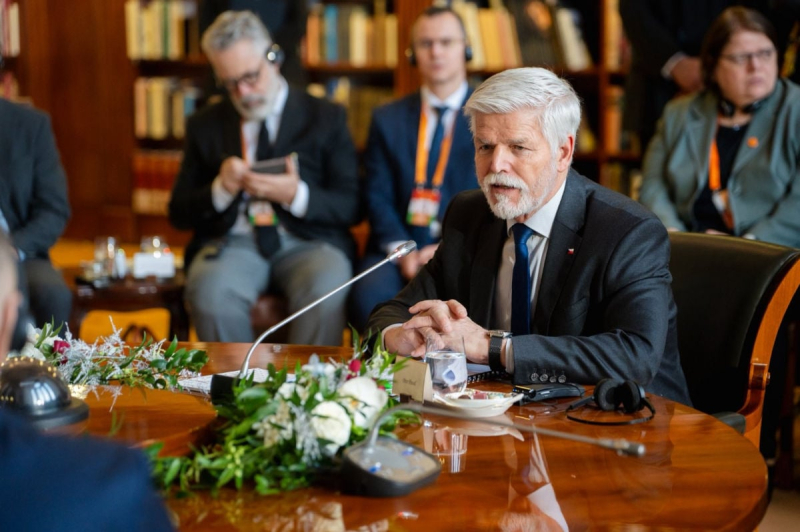 Чешский президент о военных провокациях России