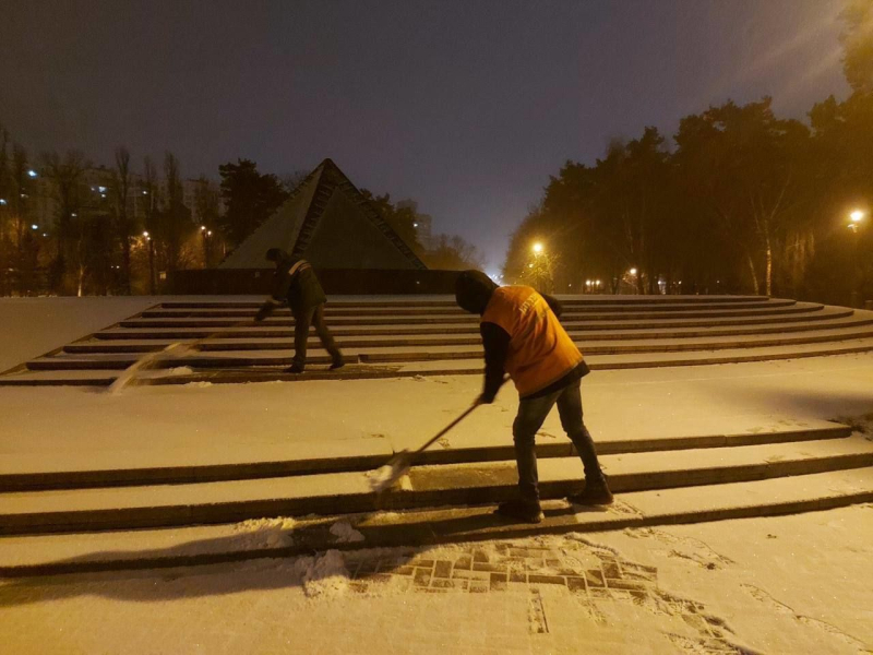 Снегоуборочная операция в Киеве