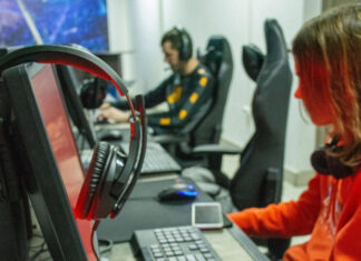 Молодежь в панике: Как блокировка Roblox толкает школьников к эмиграции