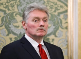 Кремль отклоняет идею новогоднего перемирия, продолжая обсуждать мирный план Трампа