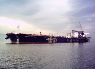 Турецкая судоходная компания прекратила сотрудничество с Россией из-за критических рисков для танкеров