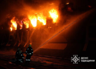 Зеленский предупредил мировое сообщество: Россия продолжает уничтожать мирную жизнь в Украине