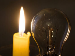 Одесситы вышли на протест: город бунтует против веерных отключений электроэнергии