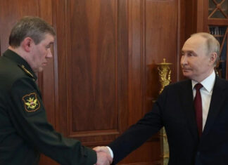 «Пусть сам проверит»: россиянка раскритиковала Путина и генерала Герасимова за ложные фронтовые отчеты