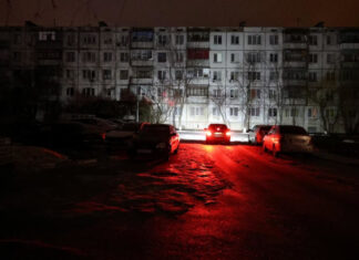 Коммунальный коллапс в Белгороде: жители выживают в экстремальных условиях после ракетной атаки