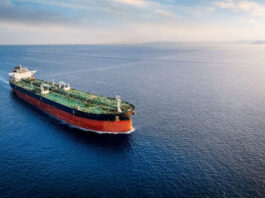 Британия предложила финансировать Украину за счет конфискованной российской нефти