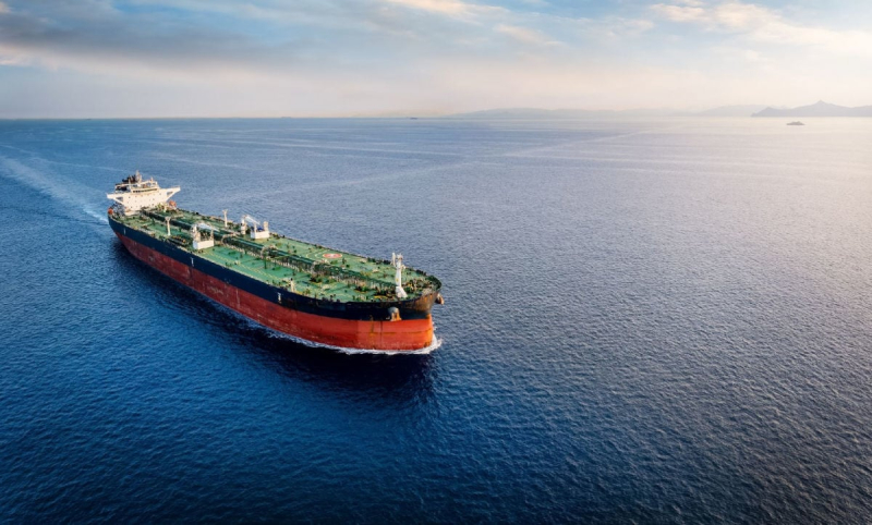 Британия хочет помогать Украине за счет российской нефти