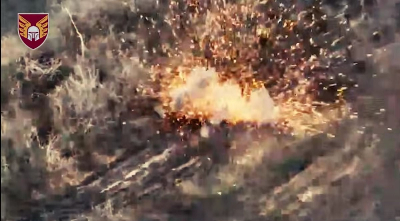Десантники ВСУ разгромили колонну под Покровском – у армии РФ сокрушительные потери, танки и ББМ сожжены