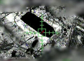 Украинские дроны уничтожили готовящуюся к штурму колонну российской бронетехники на Лиманском направлении