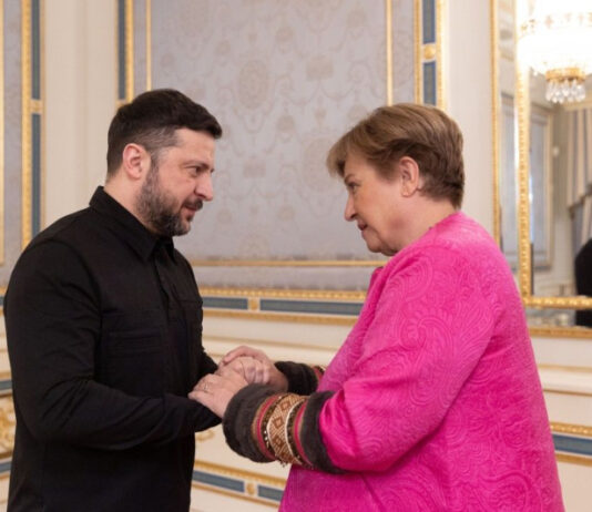 Зеленский и глава МВФ обсудили экономическую стратегию выживания Украины под ударами РФ