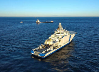 Финские пограничники провели спецоперацию на судне из России: кабель поврежден, экипаж задержан