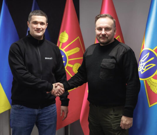 Министр обороны Федоров привлек «Флеша» для технологического прорыва в обороне