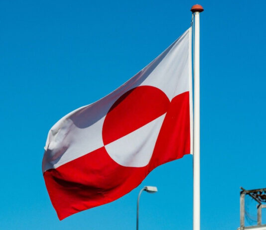 Гренландия отвергает американский контроль: министр жестко ответил Трампу о минеральных ресурсах