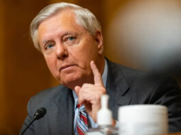 Белый дом на грани: Сенатор Грэм опроверг слухи об отказе от атаки на Иран