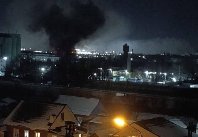 Атака украинских дронов на завод в Ельце