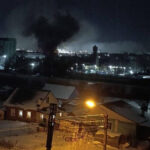 rossija-pod-atakoj-dronov-v-elce-gorit-zavod-vypuskajushhij-batarei-dlja-iskanderov-i-bpla-9656a4b.jpg