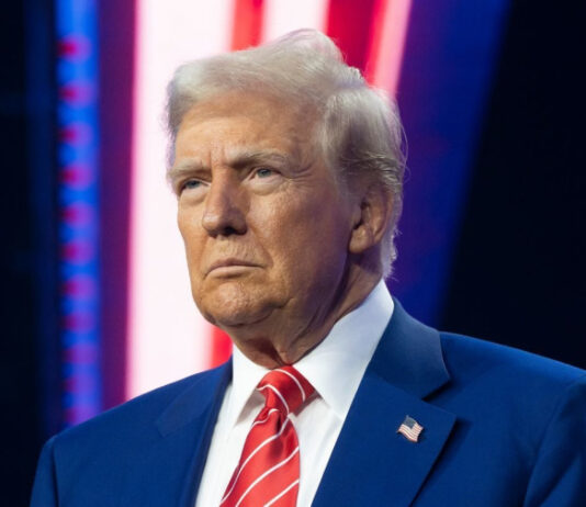 Трамп раскрыл сценарий полного захвата Украины Россией без вмешательства США