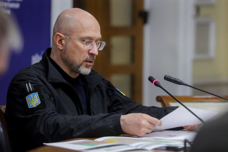 Киев на пороге энергетической стабилизации: Шмыгаль раскрыл сроки перехода к плановым отключениям