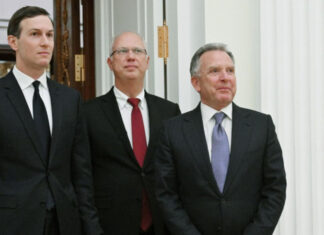 Дипломатический марафон: Как Трамп пытается заставить Путина пойти на мировую по Украине