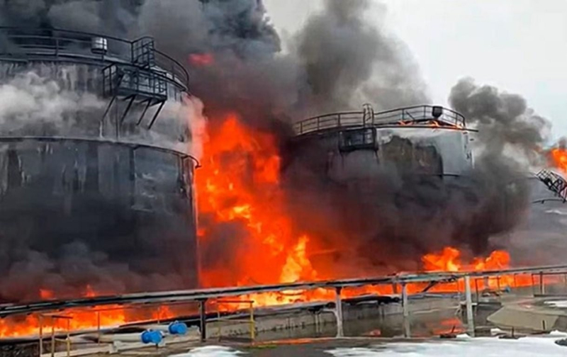 Удар дронов по нефтебазе в Пензе