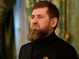 Кадыров госпитализирован: глава Чечни экстренно доставлен в президентскую клинику перед встречей с Путиным