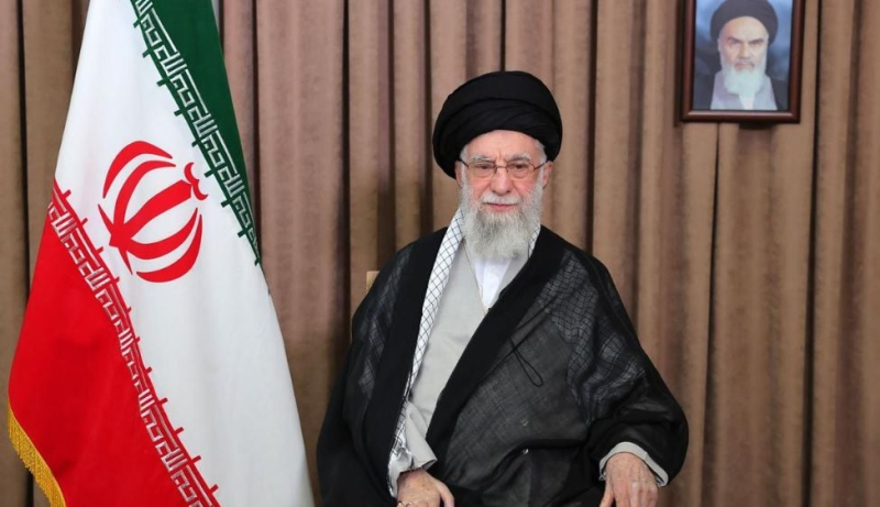 Верховный лидер Ирана Али Хаменеи планирует бегство