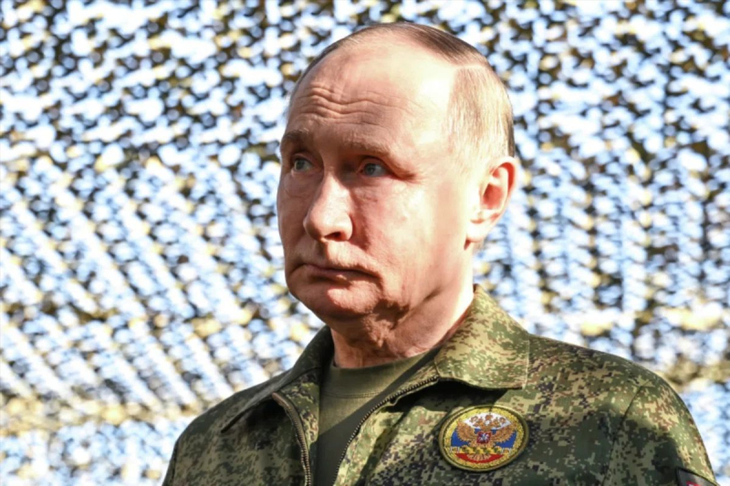 Путин на грани краха: 5 триллионов рублей за бесперспективную атаку Донбасса