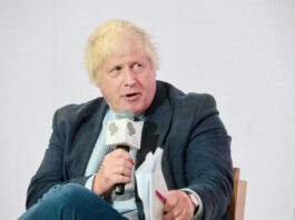 Джонсон призвал Запад экстренно поддержать Украину небоевыми подразделениями