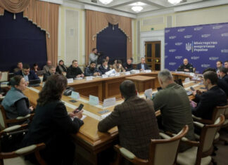 Энергокризис обостряется: Шмыгаль предупредил о критической ситуации в энергосистеме Украины