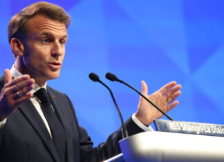 Макрон раскрыл детали дипломатической стратегии: Европа готовит сложный диалог с Россией