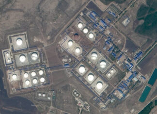 Стратегический объект под ударом: Пожар на НПС \