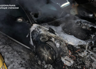 В Киеве задержан поджигатель: мужчина сжег семь служебных автомобилей по заказу неизвестных